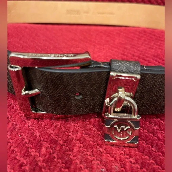 Michael Kors Belt - Picture 2 of 6